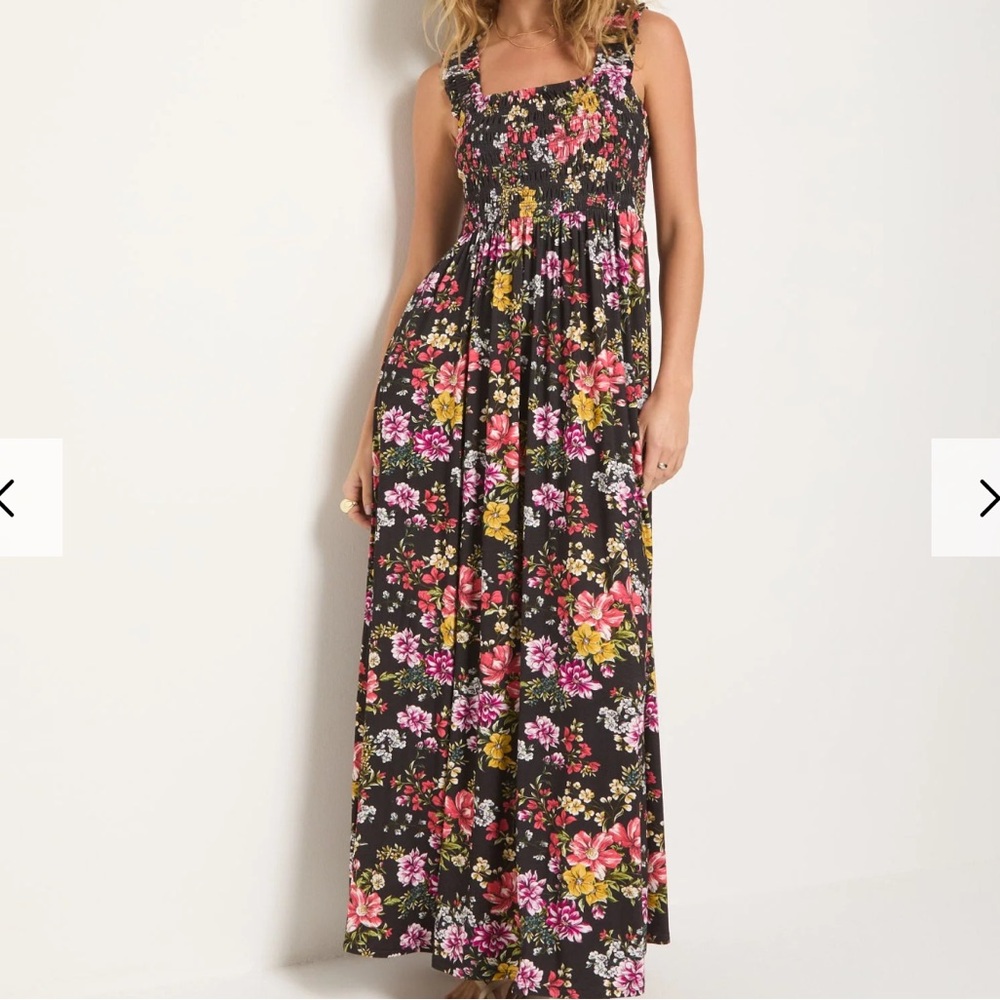 Floral Maxi Dress - Black and Pink - Picture 8 of 12